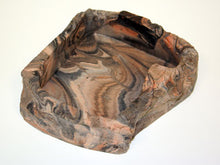 Load image into Gallery viewer, Habi-Scape Reptile Corner Bowl