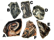 Load image into Gallery viewer, Habi-Scape Rock Reptile Bowl